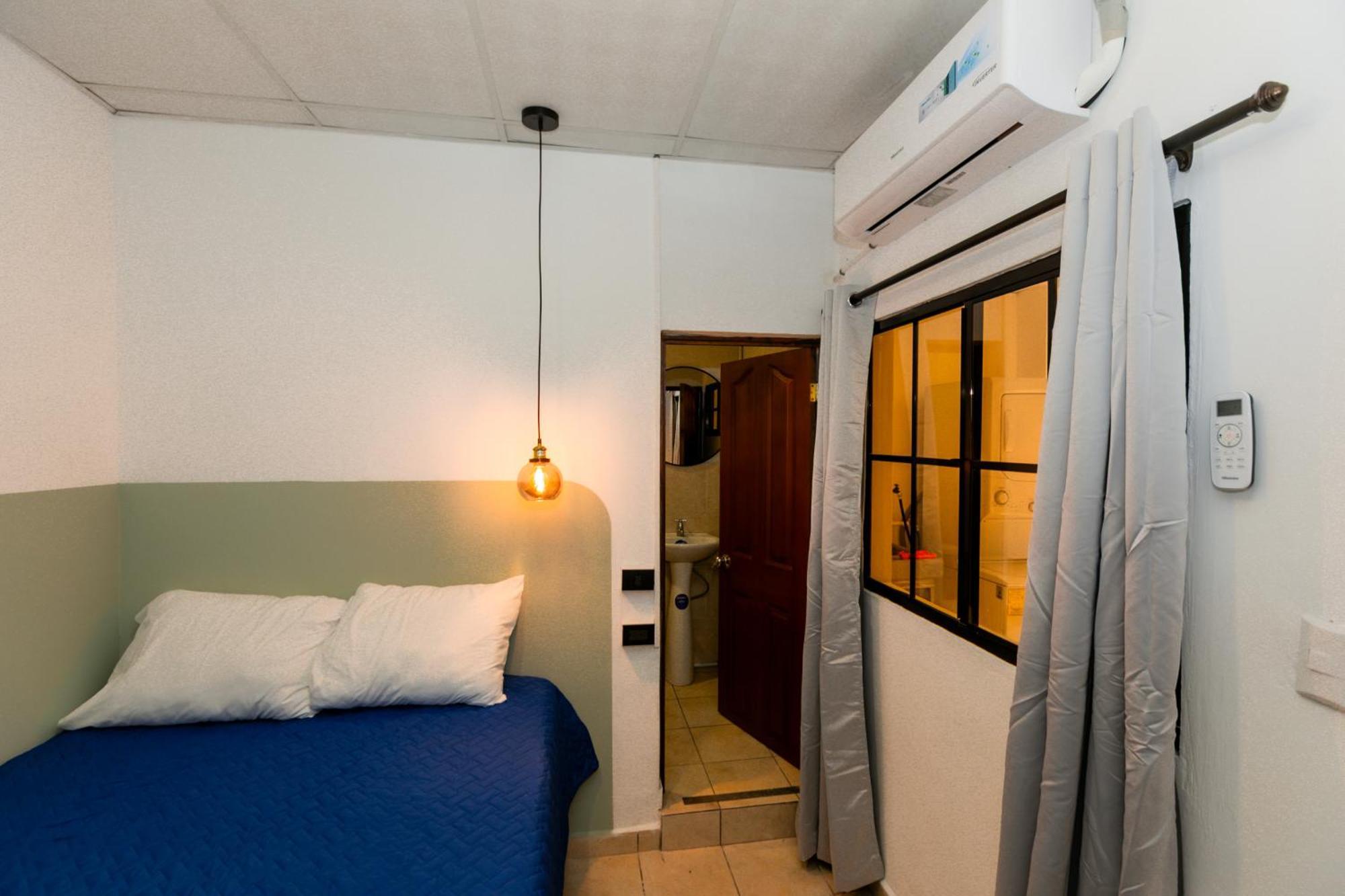 Friendly House Hotel Santa Tecla Екстериор снимка