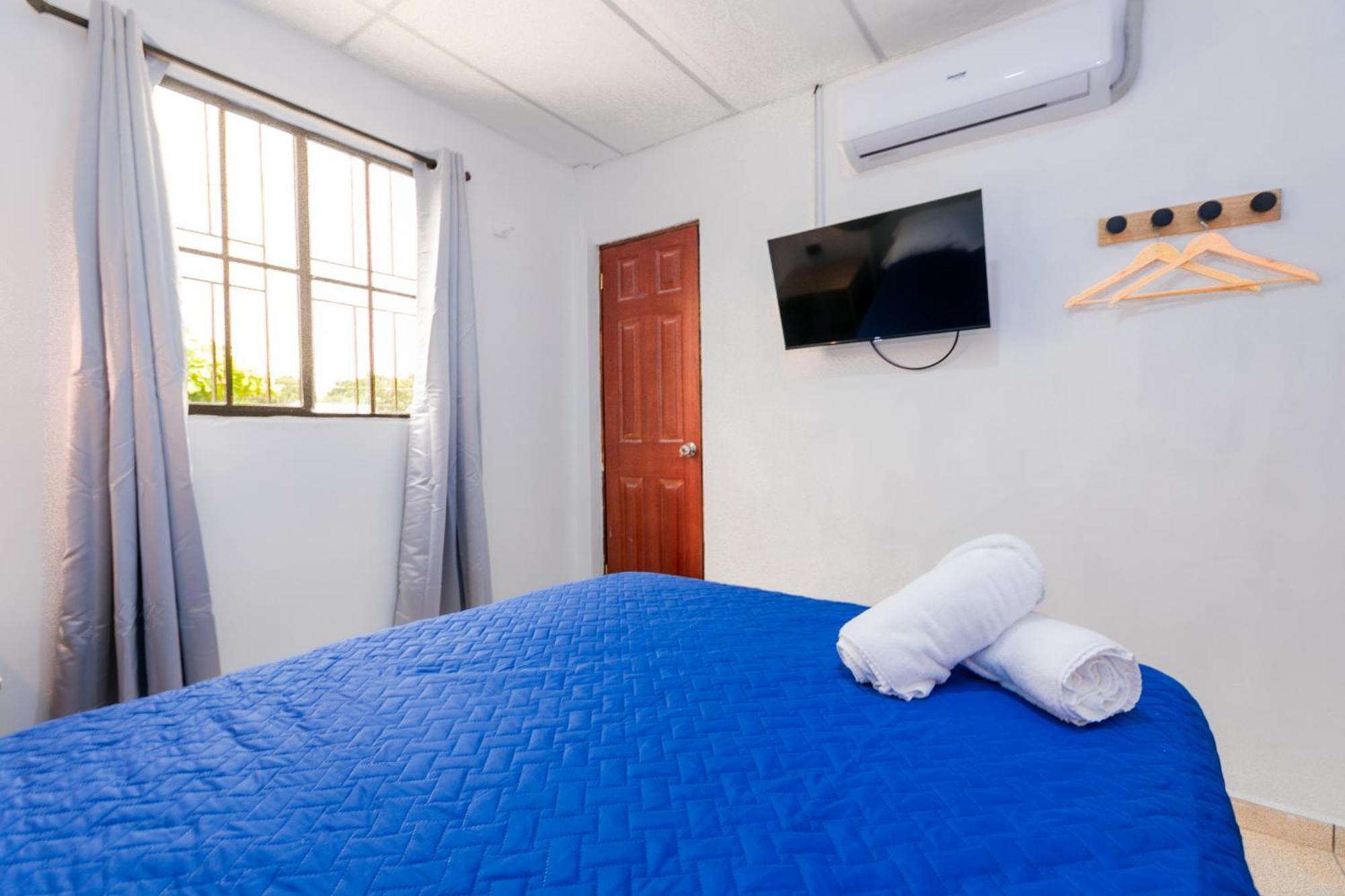 Friendly House Hotel Santa Tecla Екстериор снимка